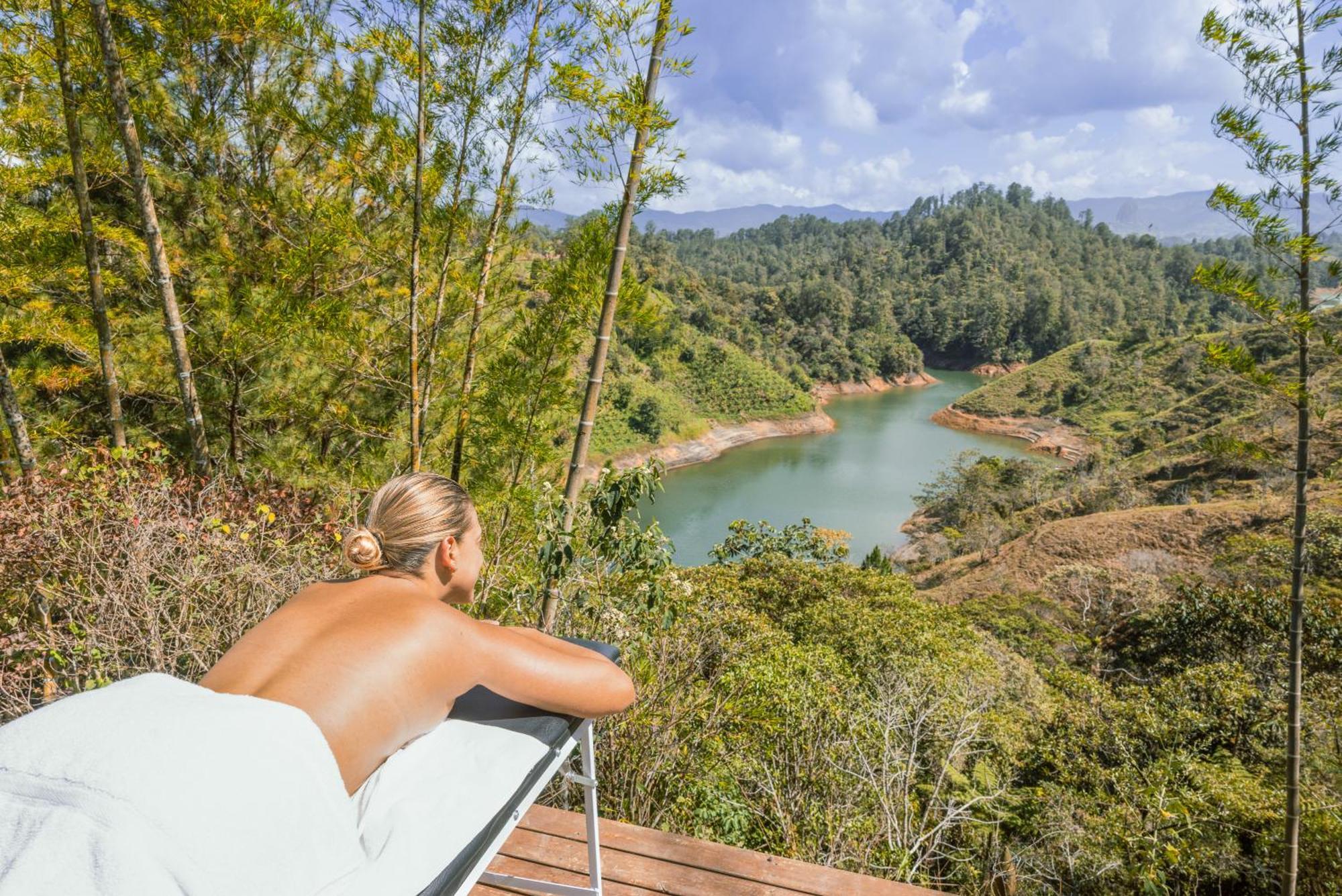 Cabanas Refugio Himalaya Guatapé Buitenkant foto