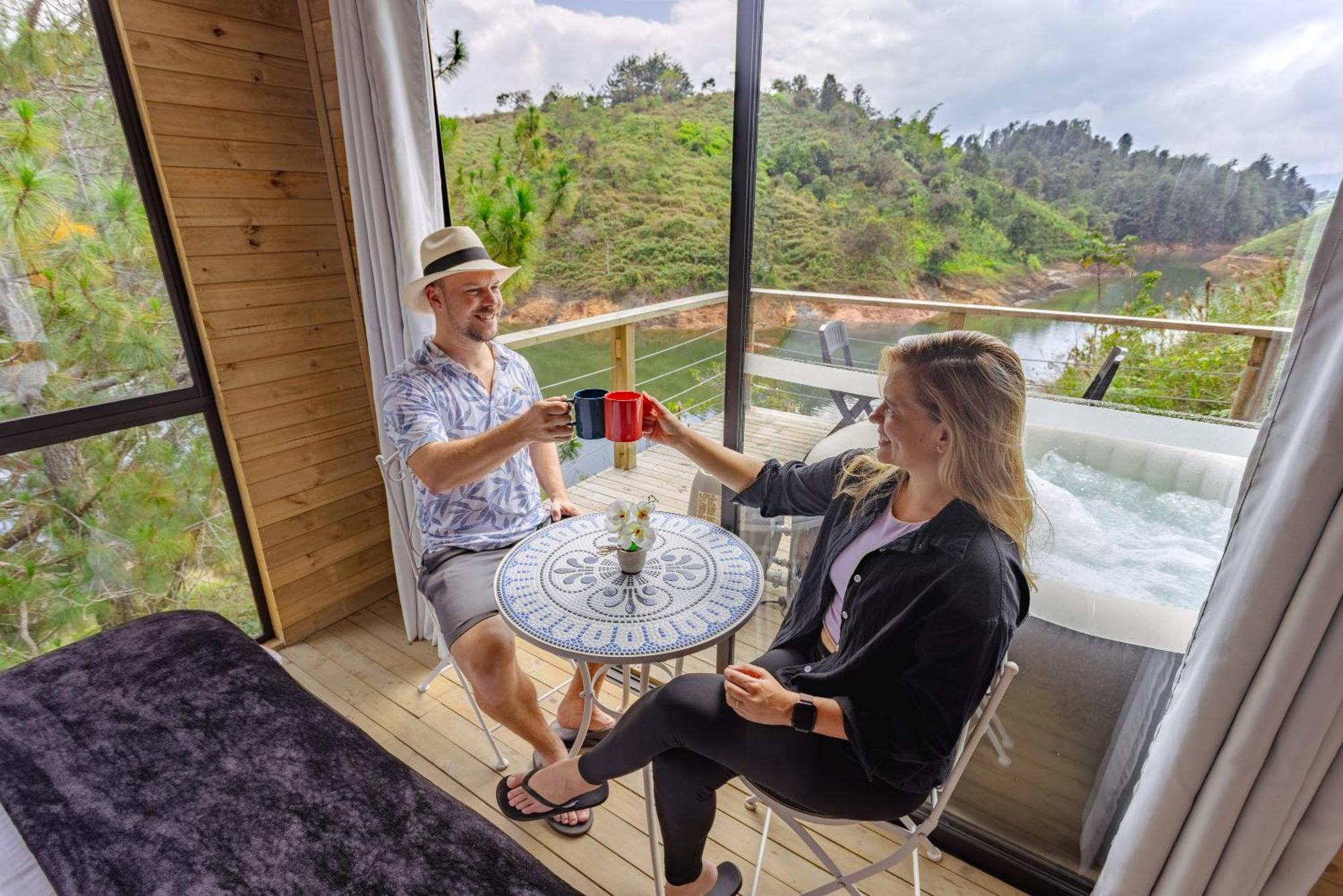 Cabanas Refugio Himalaya Guatapé Buitenkant foto