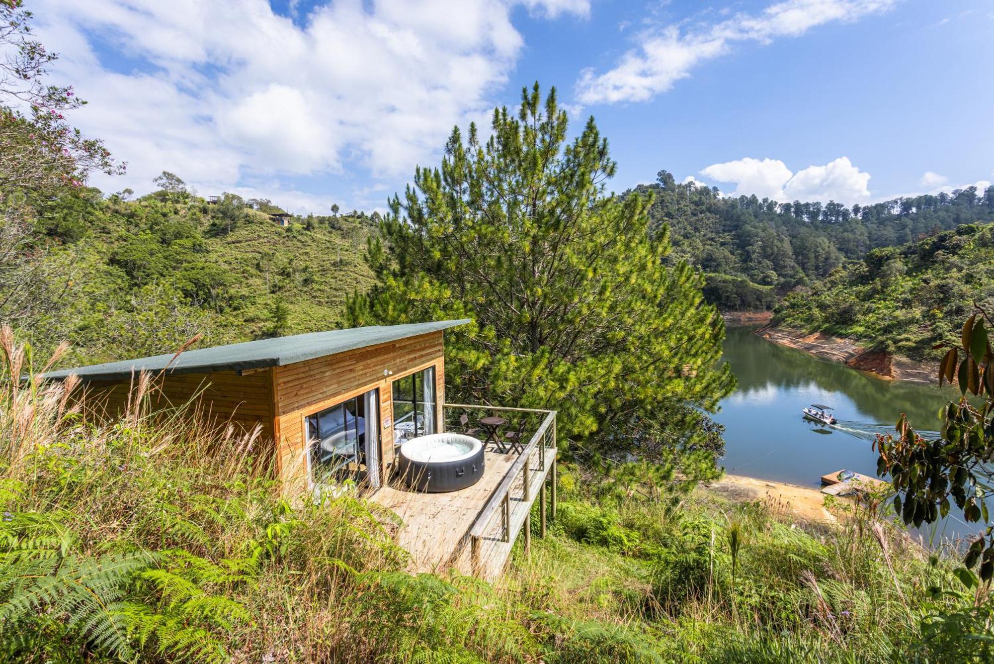 Cabanas Refugio Himalaya Guatapé Buitenkant foto